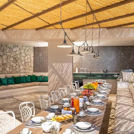 Baya Bella * جيارديني ناكسوس