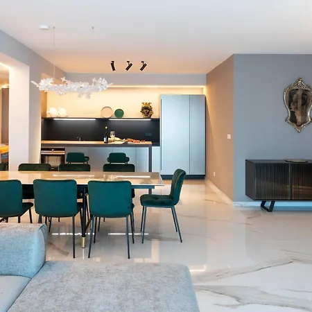 Baya Bella * جيارديني ناكسوس