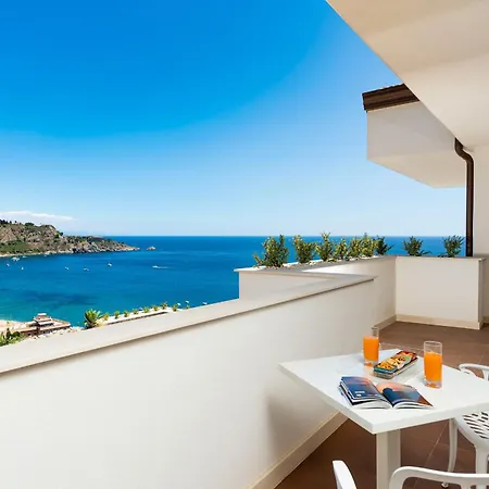 Baya Bella * Giardini-Naxos