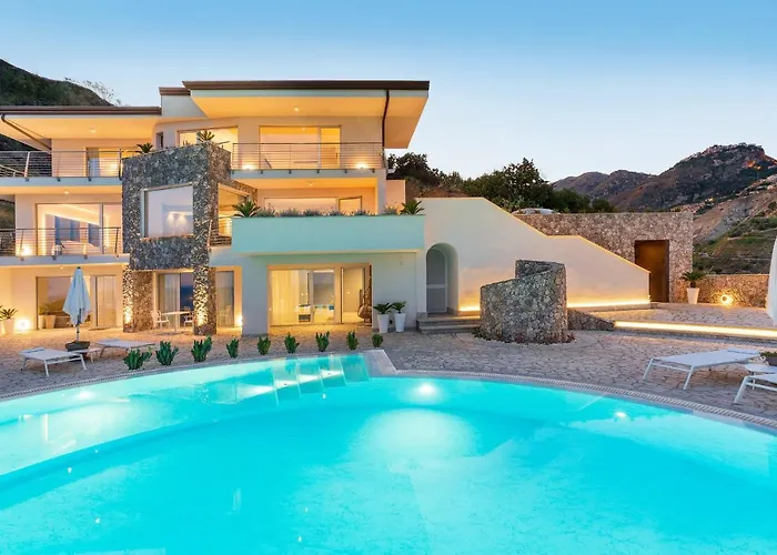 Vila Baya Bella Giardini Naxos